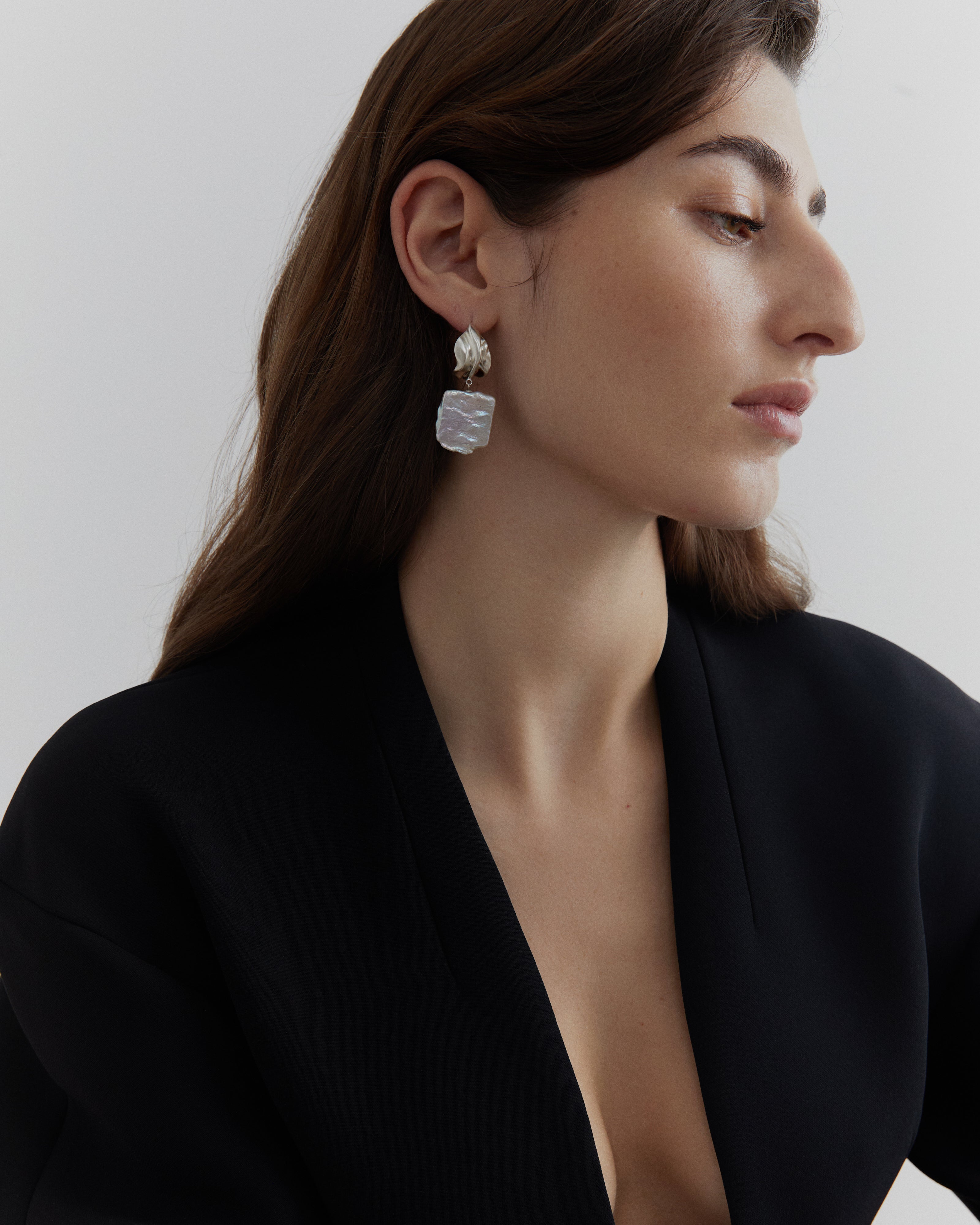 DOBRA EARRINGS SILVER