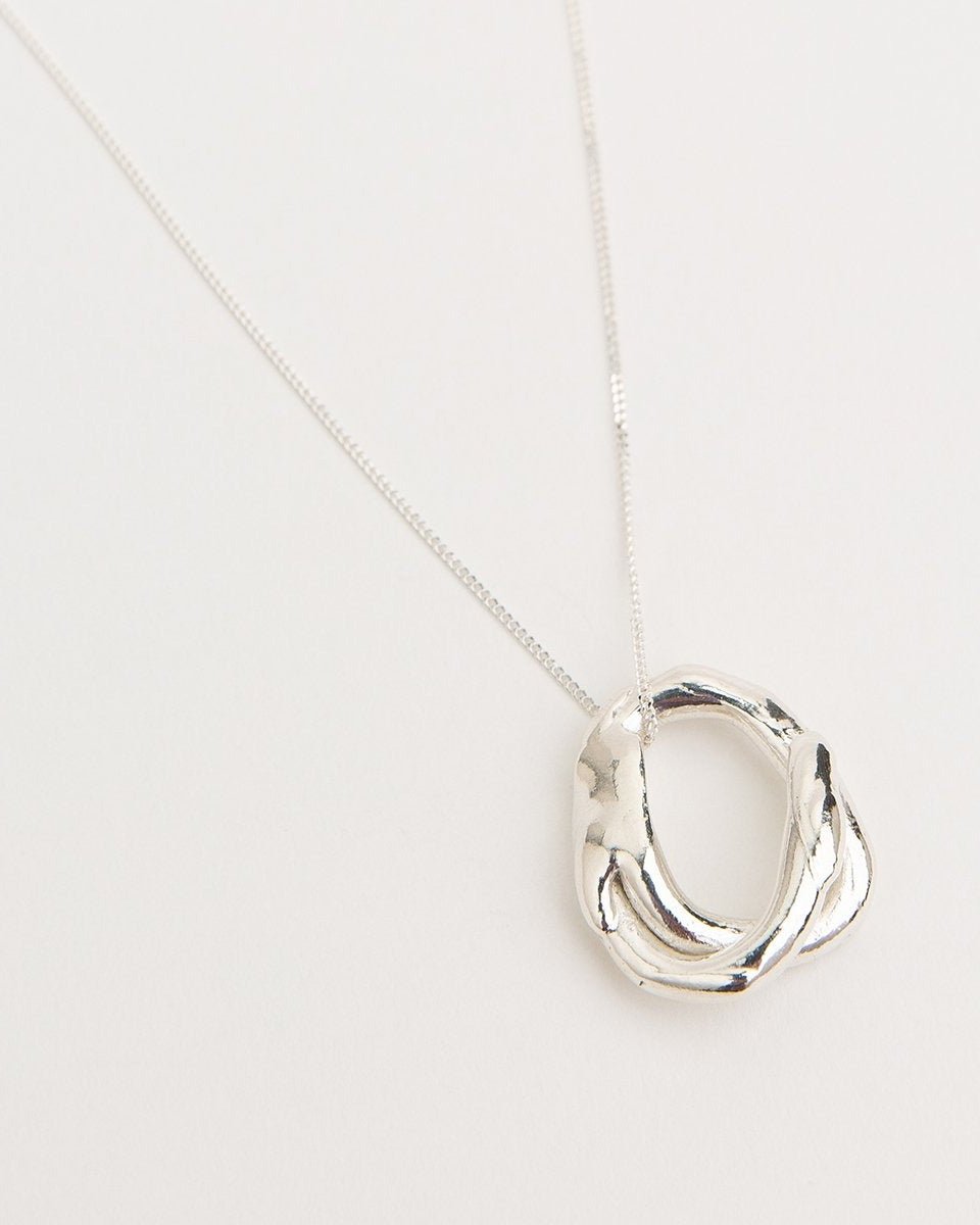 Carolina de Barros Jewellery Corda necklace
