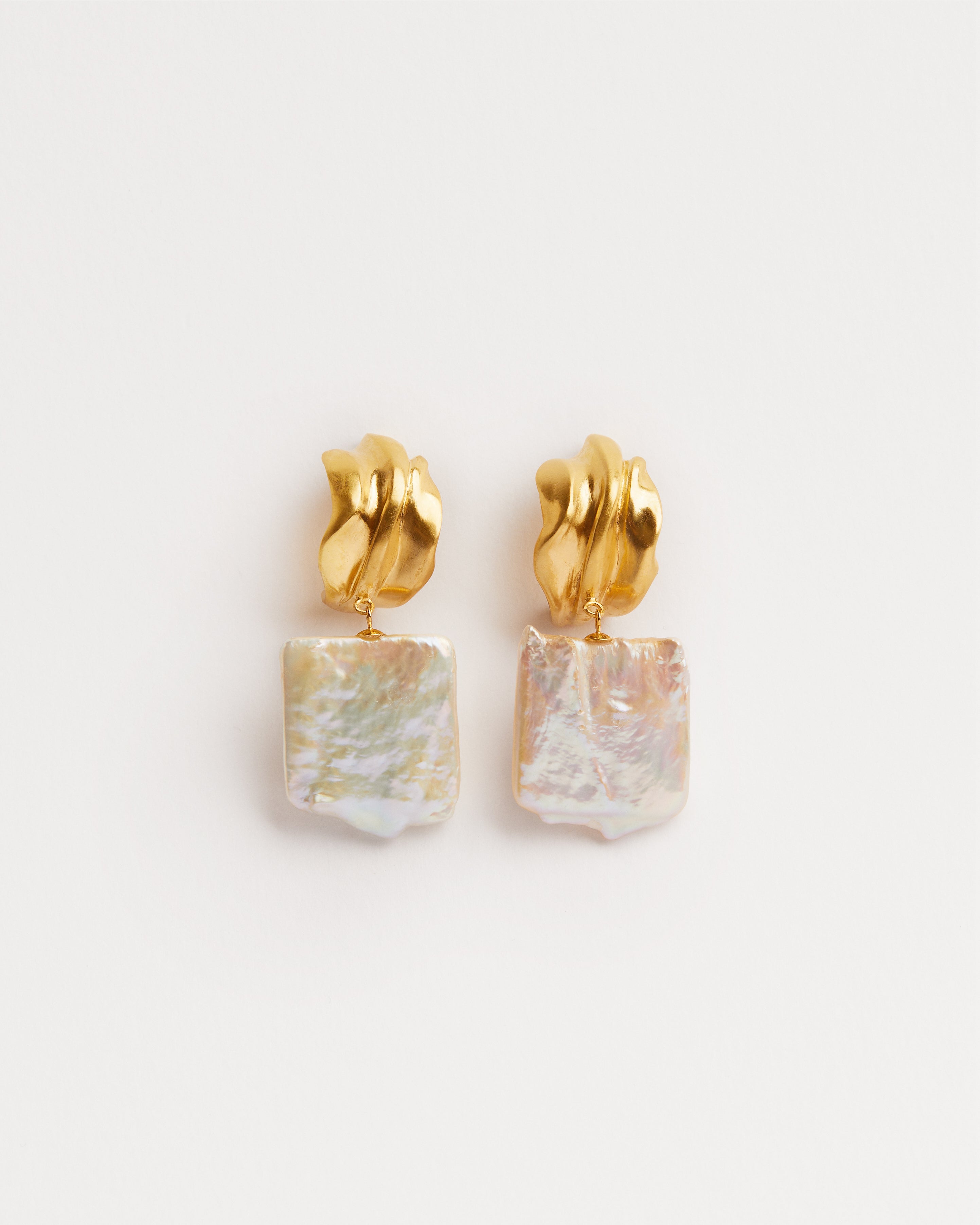 DOBRA EARRINGS