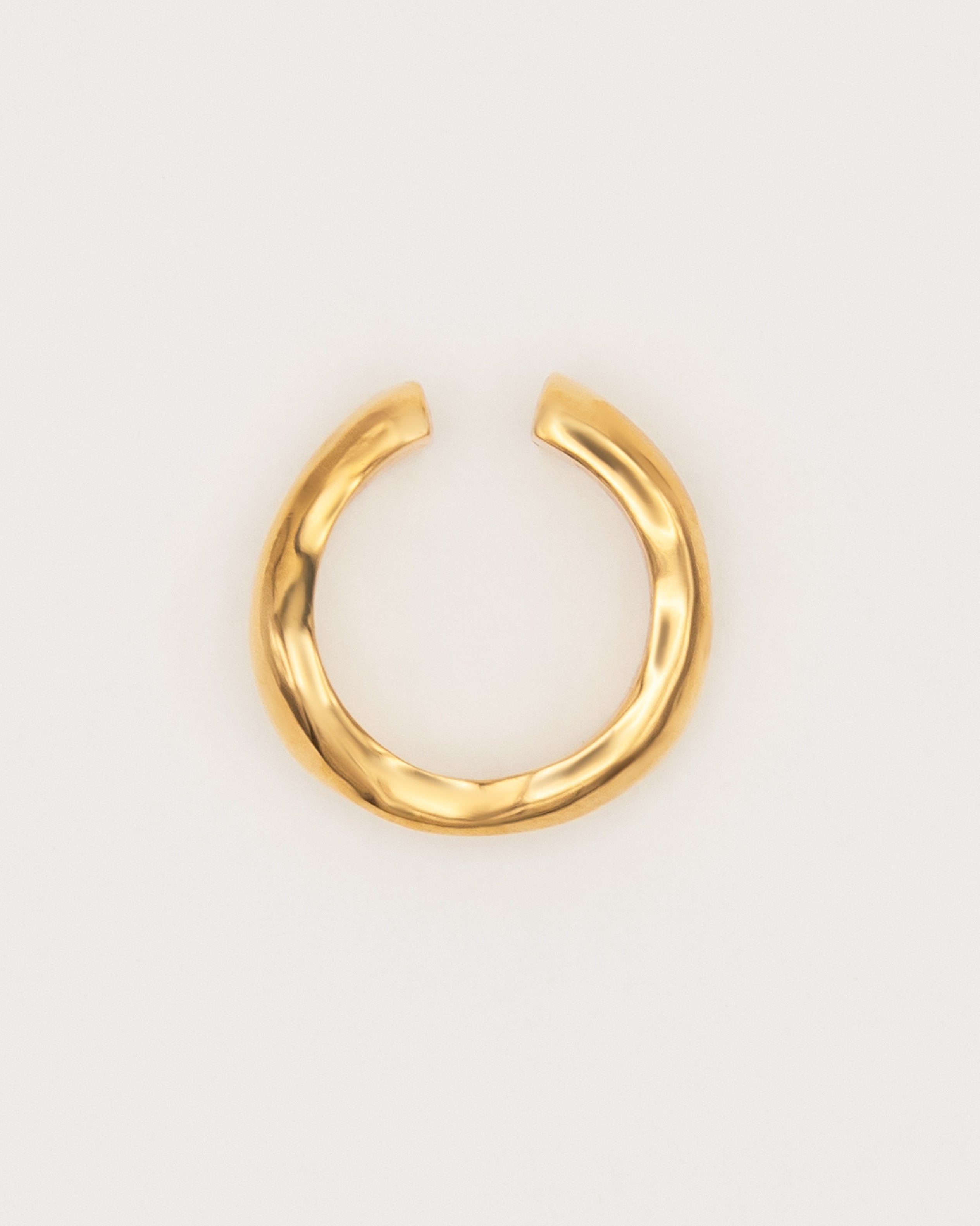 Curvas ear cuff - Carolina de Barros