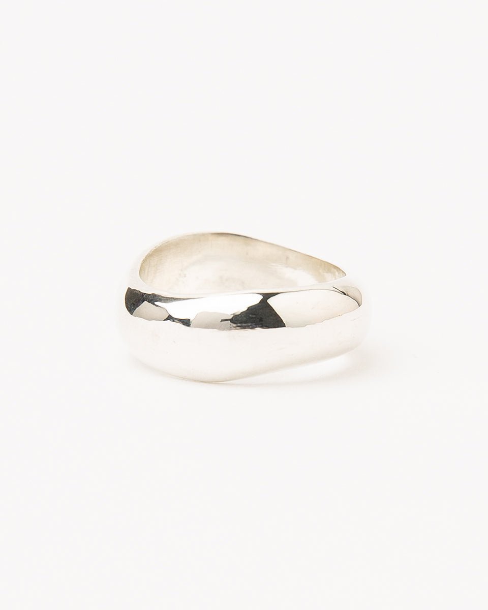 Carolina de Barros Jewellery Onda ring
